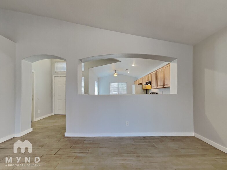 Building Photo - 3811 S 74th Dr