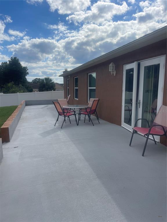 Building Photo - 1217 Bachmann Ave