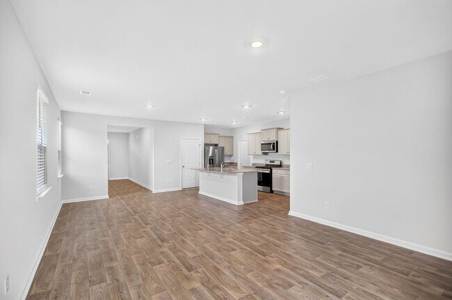 Building Photo - 129 Holly Leaf Ln