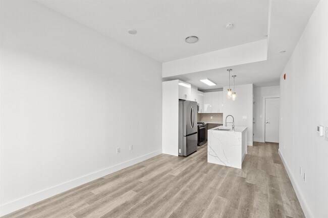 Building Photo - 412 Whiton St
