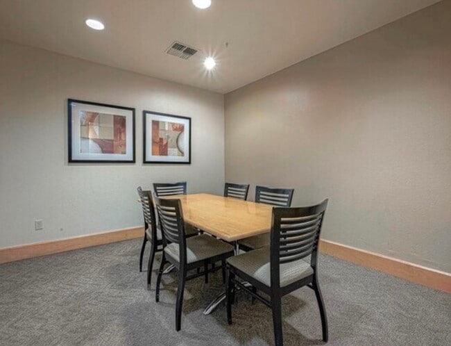 Building Photo - 3505 Sage Rd