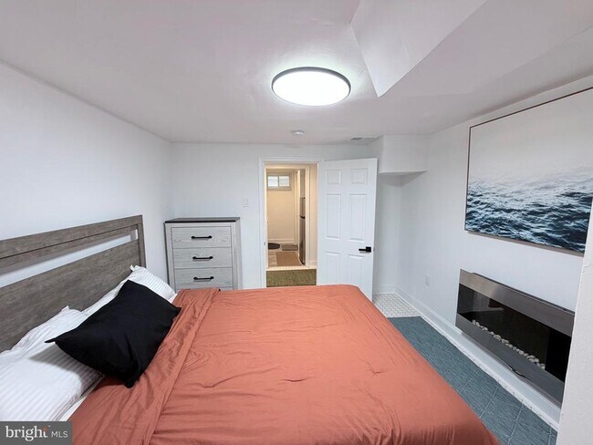 Building Photo - 805 Malcolm X Ave SE