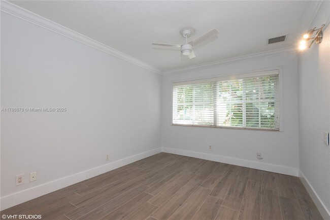 Building Photo - 1515 E Broward Blvd