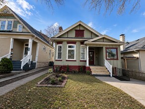 Building Photo - 1110 E 200 S