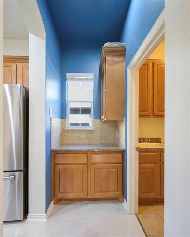 Building Photo - 2742 Hidden Knoll Tr