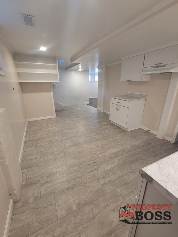 Building Photo - 564 Carolina St