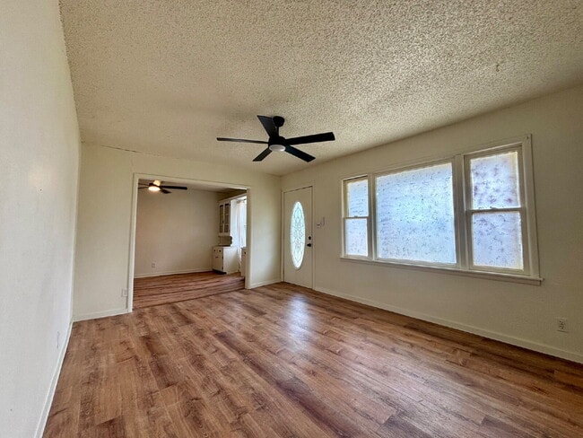 Building Photo - 312 N Atlanta St