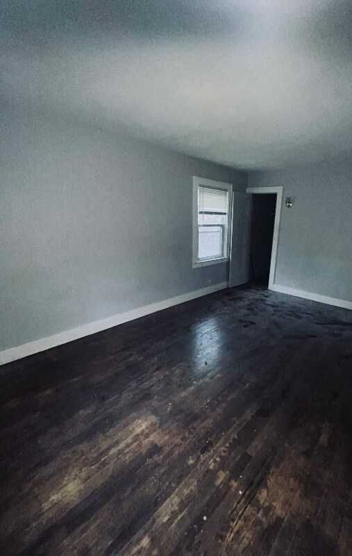 Building Photo - 13934 Montrose St