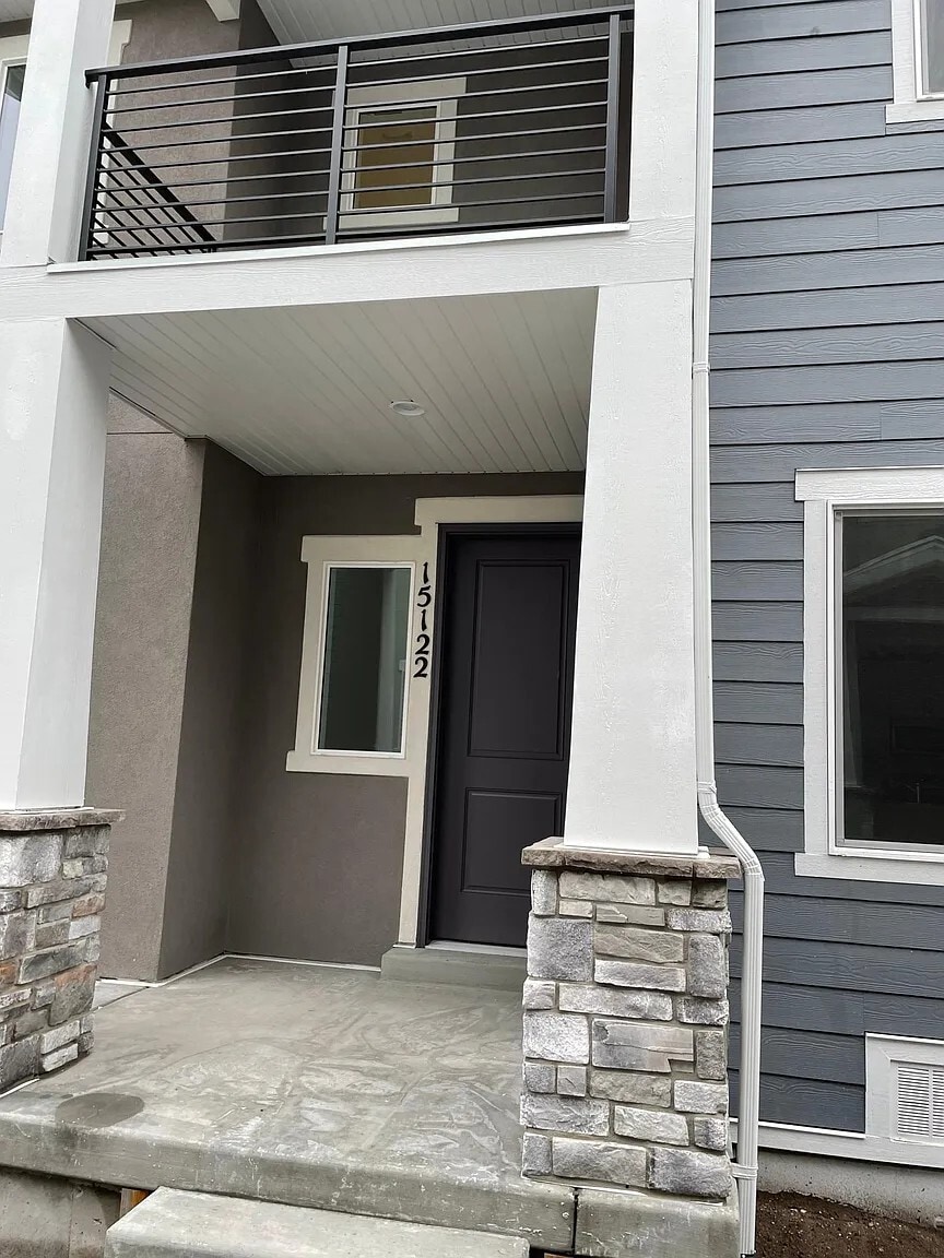 Building Photo - 15122 S Wild Horse Way