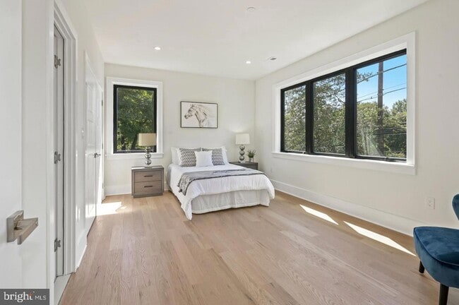 Building Photo - 5805 Massachusetts Ave