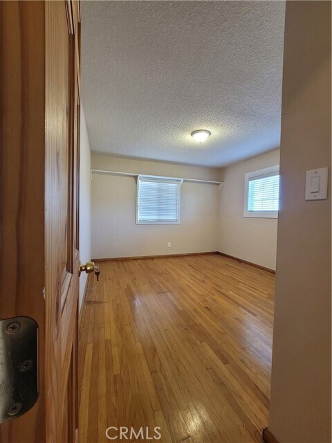 Building Photo - 14802 Fernview St