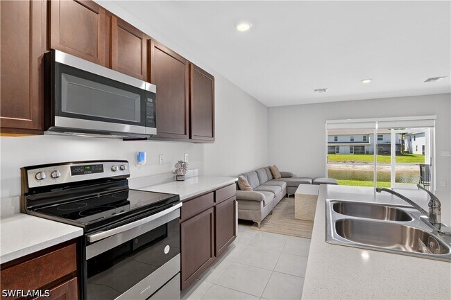 Building Photo - 15396 Wildflower Cir