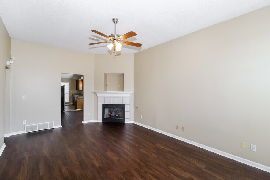 Building Photo - 1000 Leconte Gap St