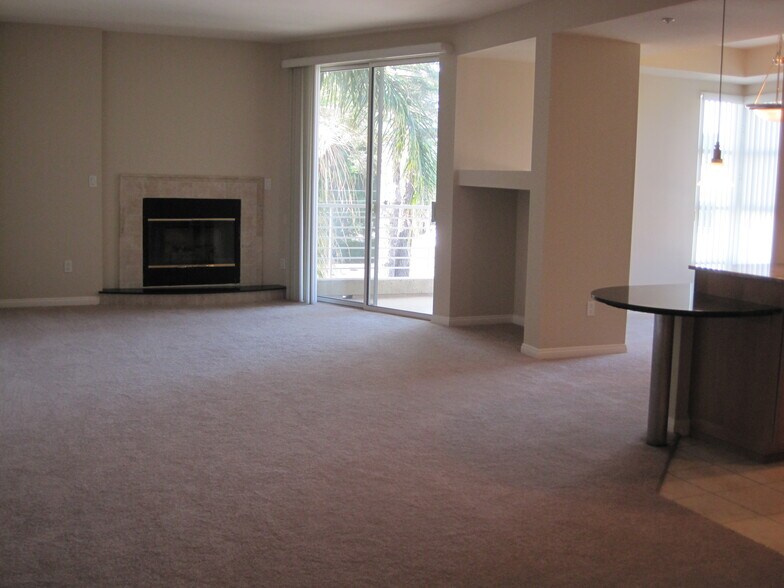 Primary Photo - 10625 Valley Spring Ln