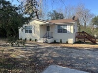 Building Photo - 805 Ray Rd