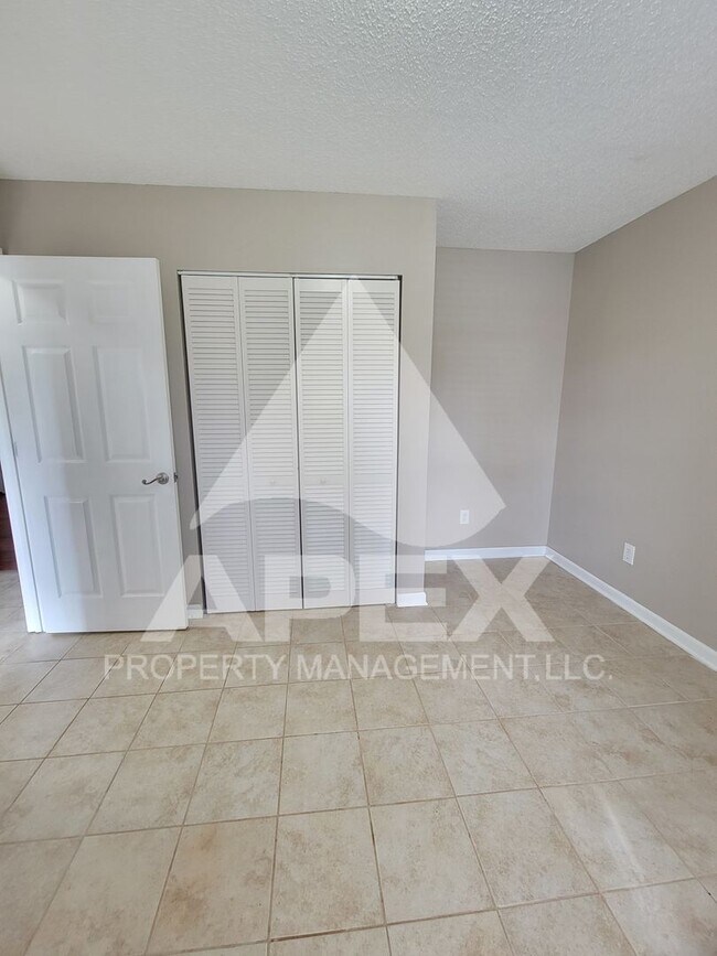 Building Photo - Spacious 2 Bd - 2 Ba Single Family Home in West Knoxville!