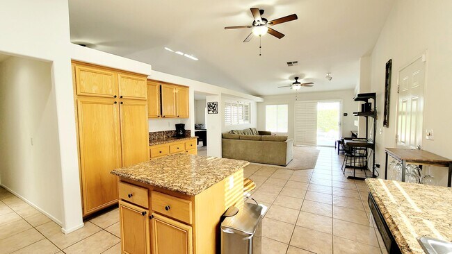 Building Photo - 78735 Rockberry Ct