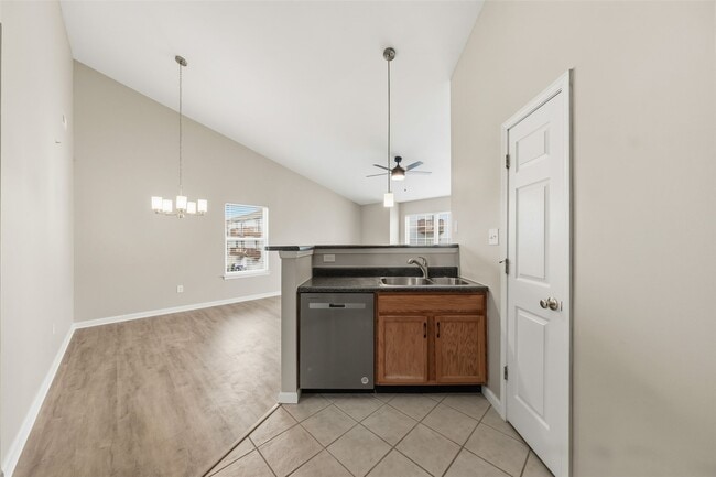 Building Photo - 55 Timber Oaks Trail