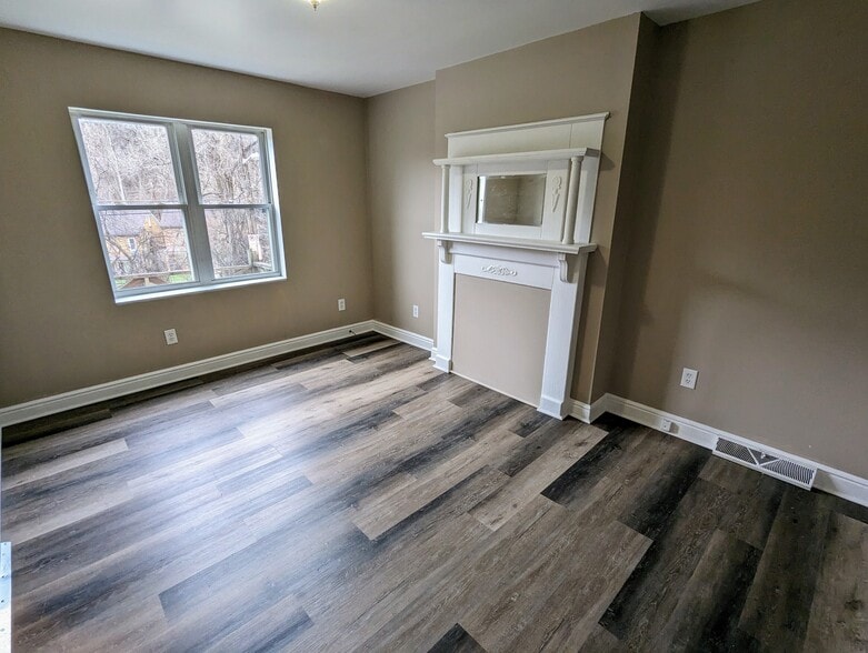 Living Room - 14 Penelope St