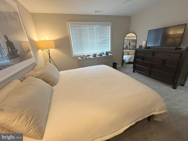 Building Photo - 402 A Mulberry Cove-402