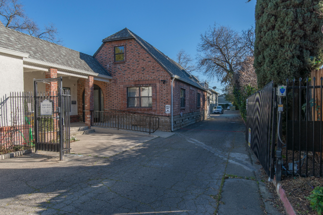 Building Photo - 3636 Auburn Blvd