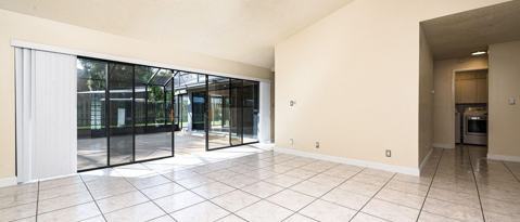 Building Photo - 4 Baywood Dr