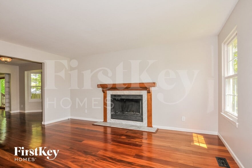 Building Photo - 69 Oak Valley Dr