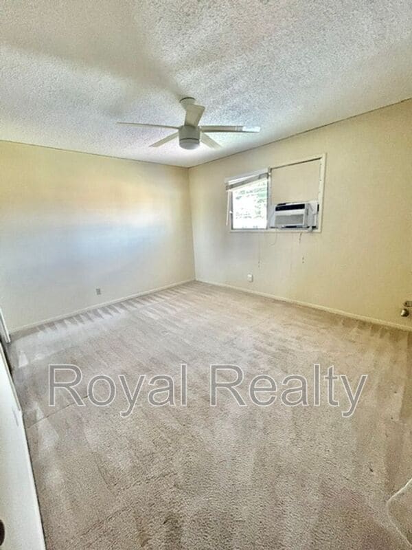 Building Photo - 98-1376 Nola St