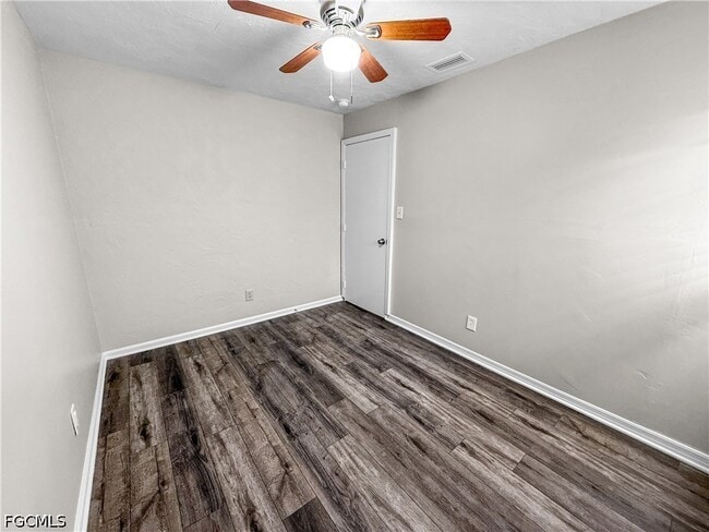 Building Photo - 3744 Estelle Ave