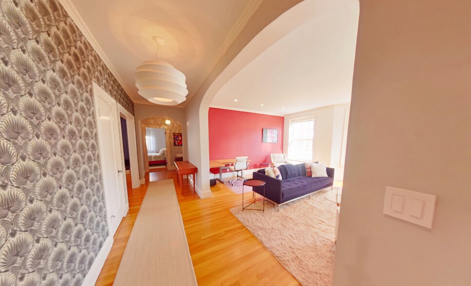 Primary Photo - 139 Beaconsfield Rd