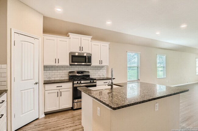 Building Photo - 11426 Tiger Woods