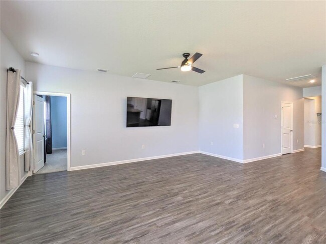 Building Photo - 6205 114th Ave E