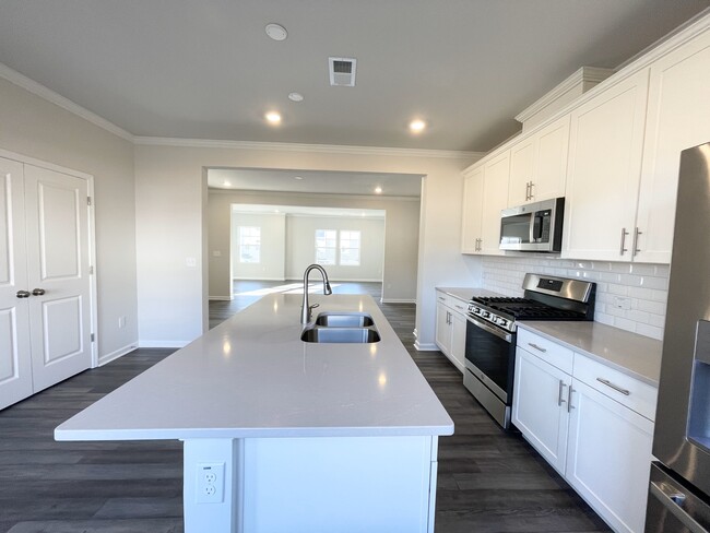 Kitchen - 3024 Castle Loch Ln