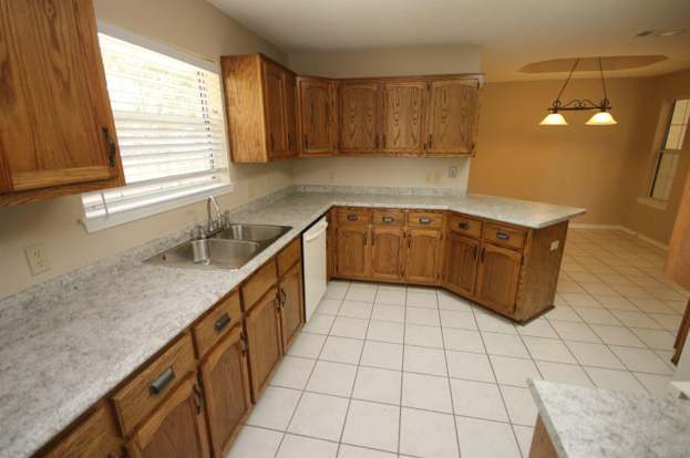 Building Photo - 3337 Indian Hills Dr