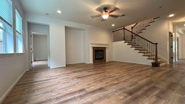 Building Photo - 1503 Rimstone Dr