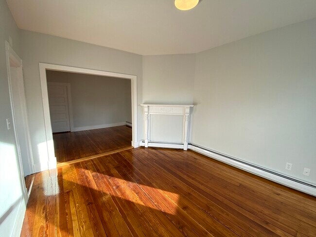 Building Photo - 632 Dorchester Ave