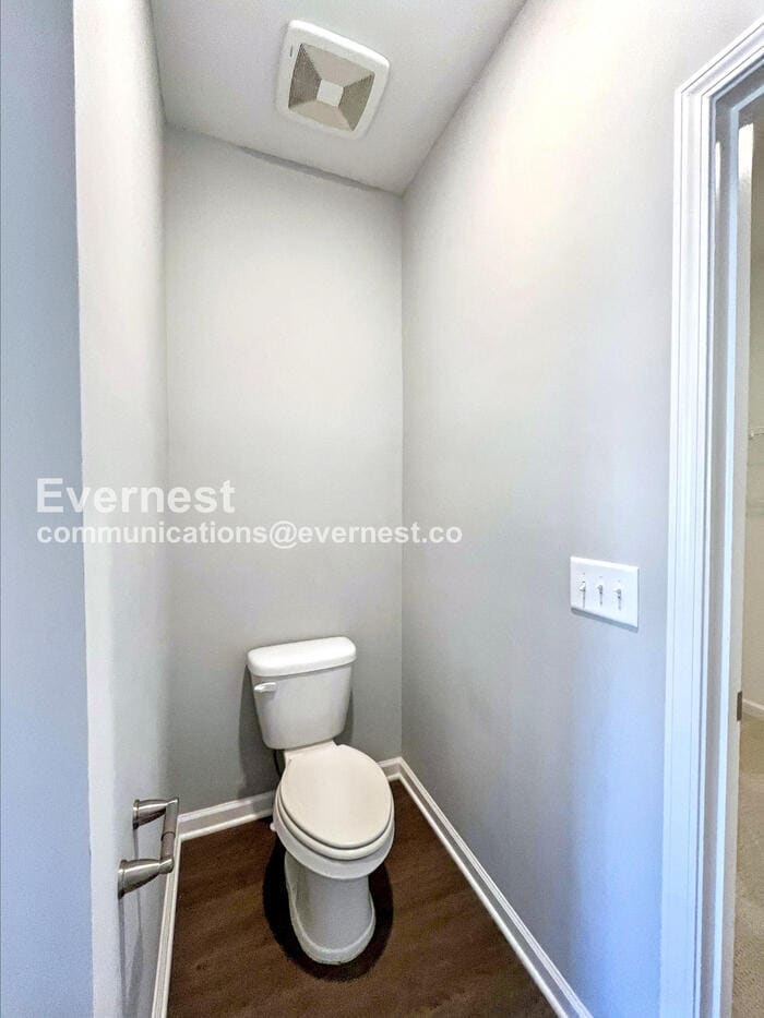 Building Photo - 1117 Prospect Ct