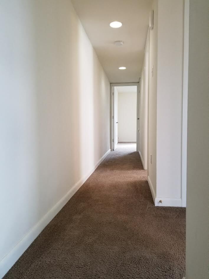 Building Photo - 5100 W Esplanade Ave