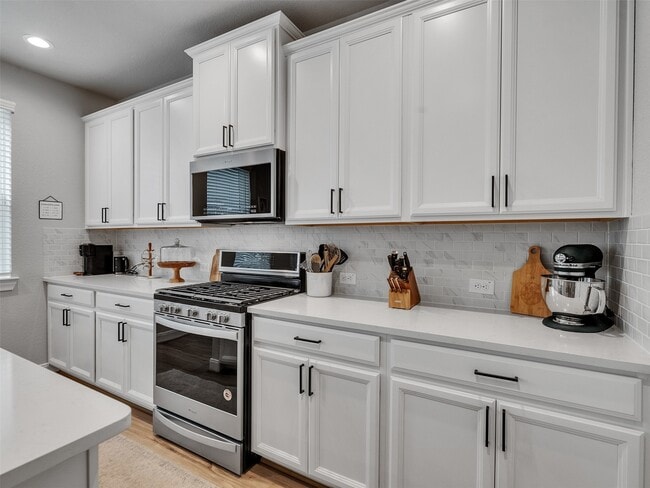 Building Photo - 3118 Cloud Forest Ln