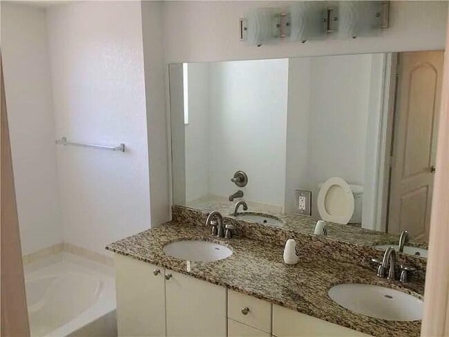 Building Photo - 1830 Radius Dr