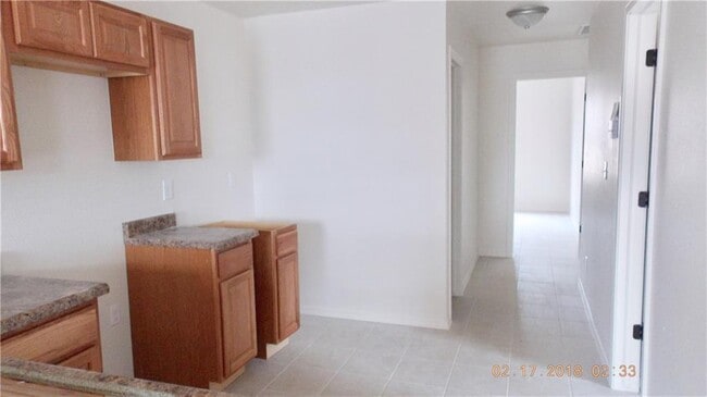 Building Photo - 2524 Porter Ave