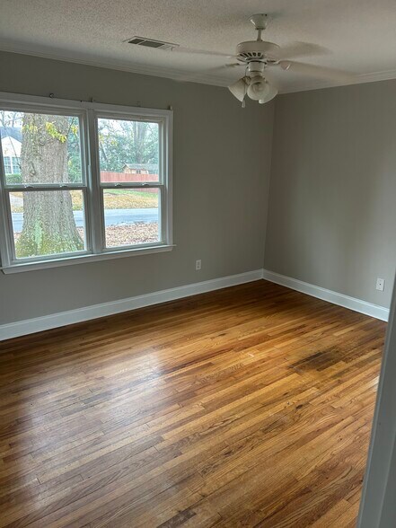 Building Photo - 272 Buena Vista Ct