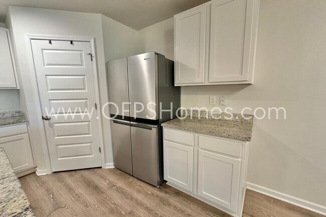 Building Photo - 2856 Patriot Ridge Dr