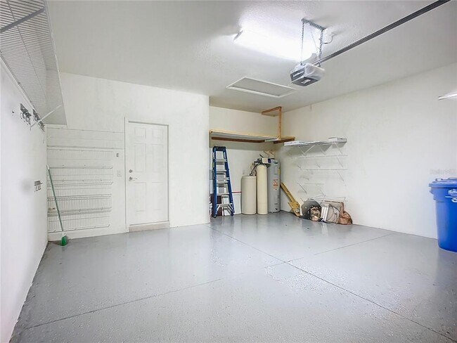 Building Photo - 15646 Aurora Lake Cir