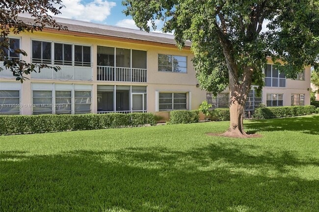 Building Photo - 1210 Bahama Bend