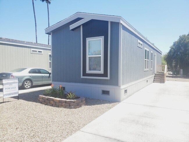 Building Photo - 4100 N Romero Rd