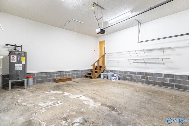 Building Photo - 111 Cepha Dr