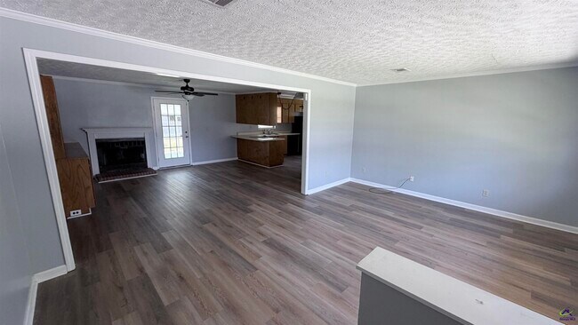 Building Photo - 1420 Nancelon St