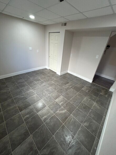 Building Photo - 18292 E Lasalle Pl