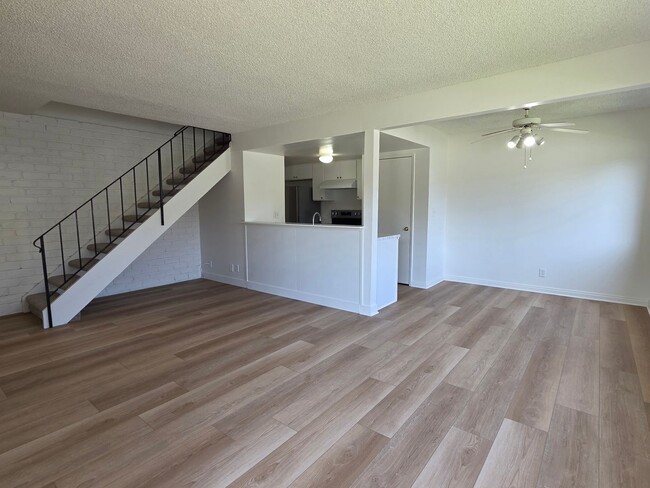 Building Photo - 2647 Spinnaker Ave